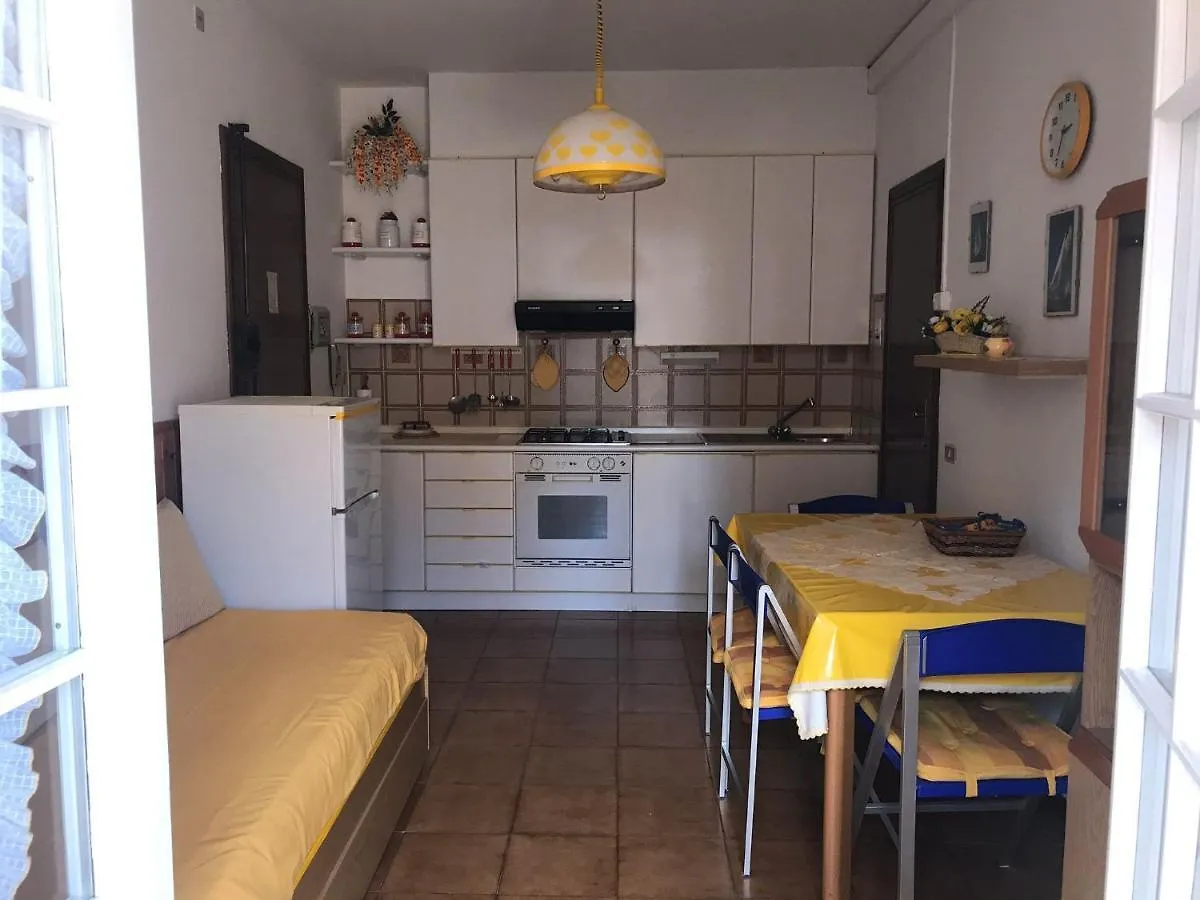 Apartment Grazioso Appartamento A Loano
